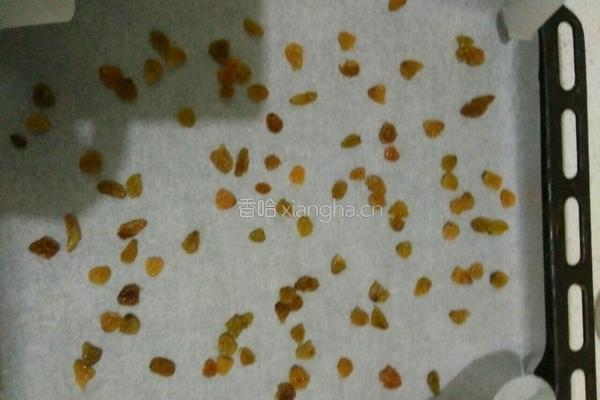葡萄干蛋糕卷的做法图解7