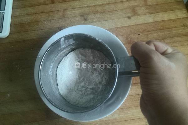 完美戚风的做法图解1
