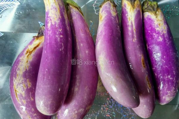 蒜茄子的做法图解1