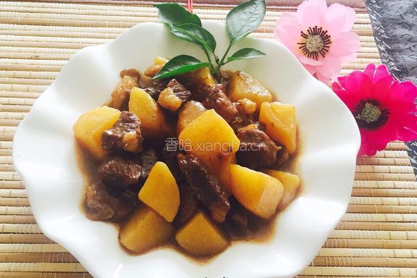 土豆烧牛肉的做法图解8