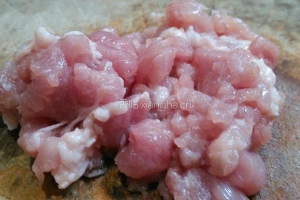 肉末菜椒的做法图解1
