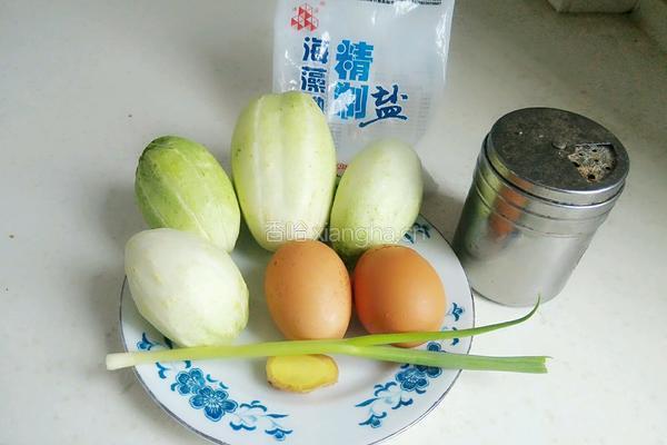 黄瓜鸡蛋汤（幸福的味道）的做法图解1