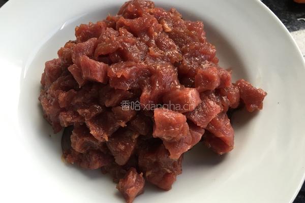 咖喱牛肉盖浇饭的做法图解3