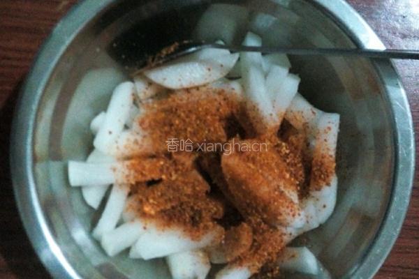 酸辣萝卜脆的做法图解3