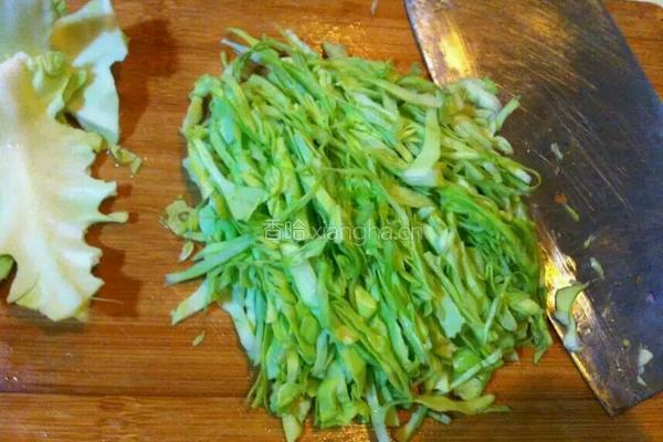 卷心菜沙拉的做法图解3