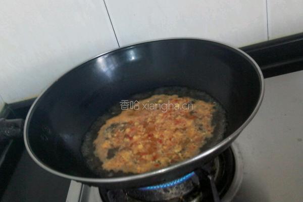 红油辣椒豆瓣酱鸡蛋蛋汤的做法图解6