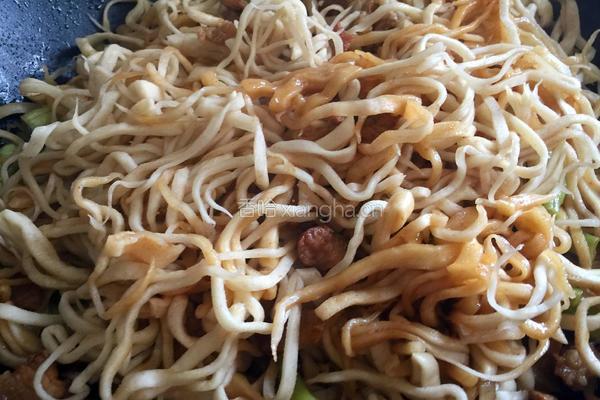 豆角焖面的做法图解12