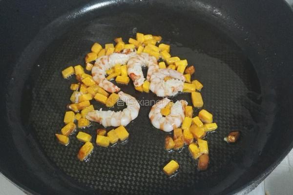 基围虾炒玉米粒的做法图解6