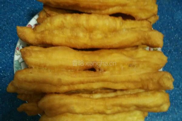 自制无矾无泡打粉油条的做法图解3