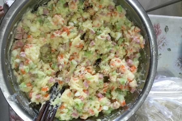 土豆火腿沙拉的做法图解4