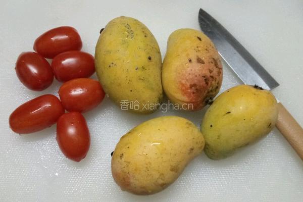 缤纷水果串的做法图解1