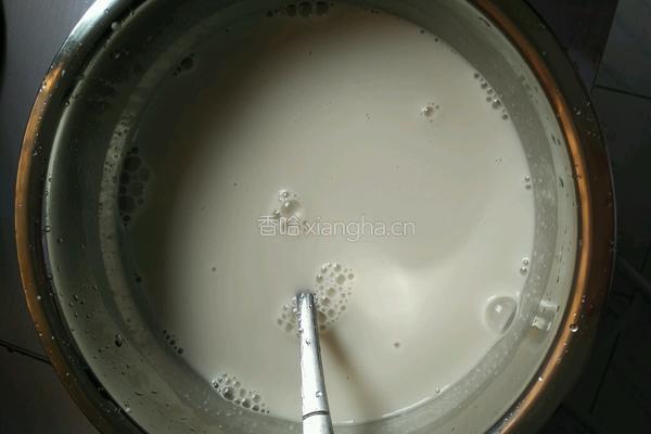 椰汁千层糕的做法图解2