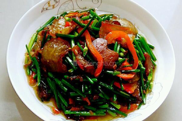 彩椒韭菜花炒酱腊肉的做法图解4