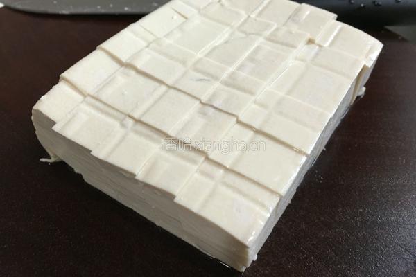 麻婆豆腐的做法图解1