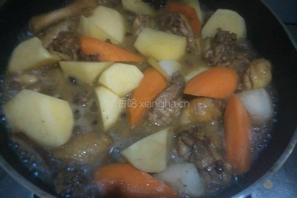 土豆焖鸡的做法图解7