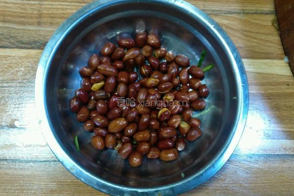 黄瓜豆腐丝拌花生米的做法图解3