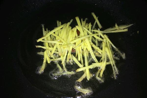 香煎扒皮鱼干的做法图解5