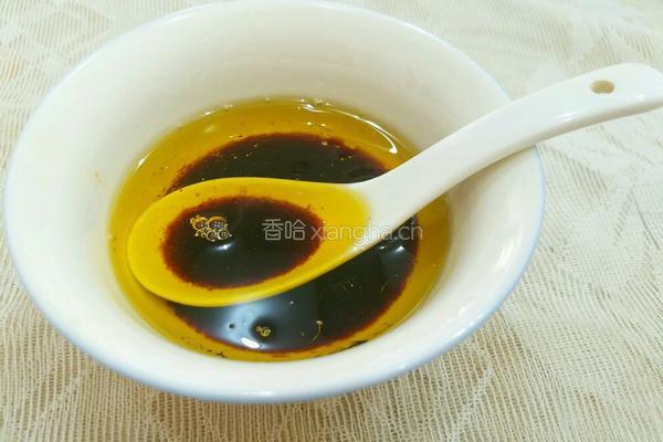 双椒蒸鲢鱼头的做法图解3