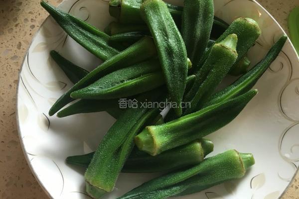 肉片炒秋葵的做法图解3