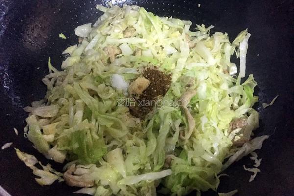 卷心菜炒鸡肉的做法图解6