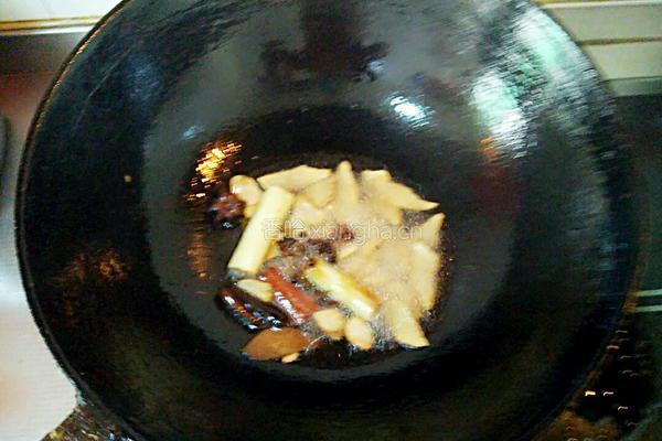 炖猪肘子的做法图解7
