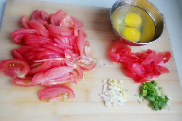 番茄炒鸡蛋（花样版本）的做法图解3