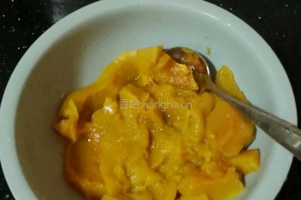 蒸南瓜饼的做法图解1