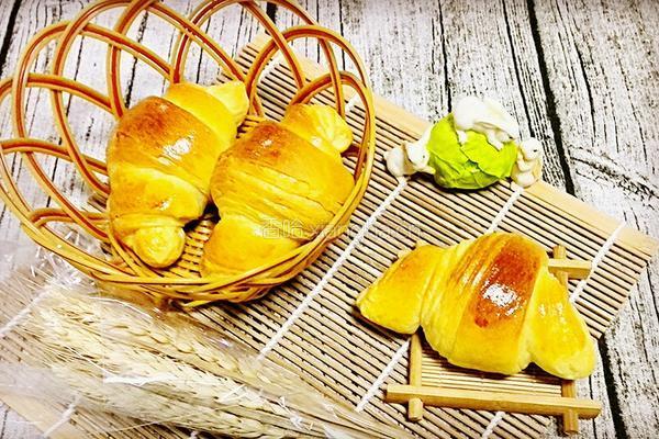 牛角咸面包的做法图解24