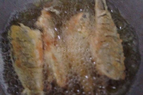 炸黄花鱼的做法图解5