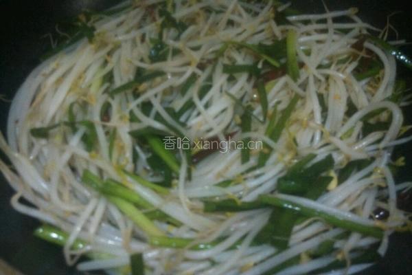 韭菜炒绿豆芽的做法图解7