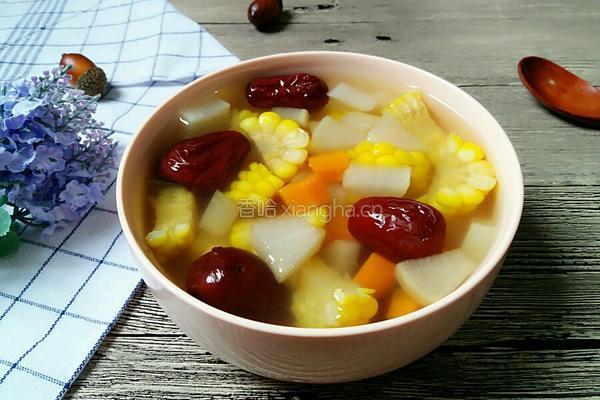 萝卜红枣玉米汤的做法图解6