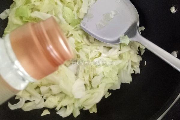 爆炒酸辣卷心菜的做法图解6
