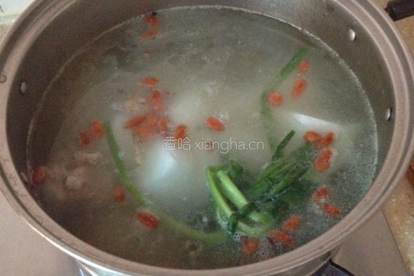 白萝卜排骨汤的做法图解4