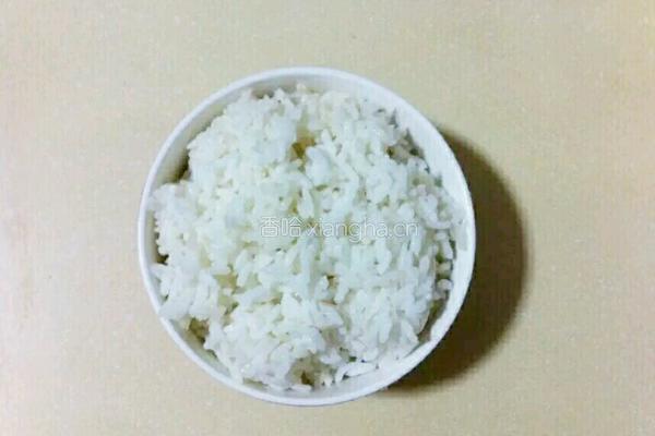 卷心菜肉末炒饭的做法图解2