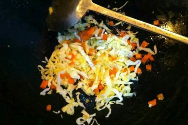 卷心菜肉末炒饭的做法图解9
