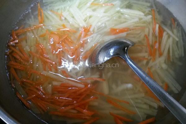 炝拌土豆丝的做法图解2