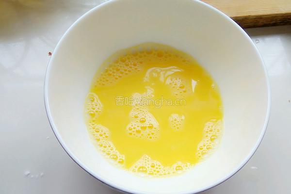 油炸黄花鱼的做法图解2