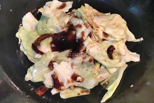 蚝油手撕卷心菜的做法图解7