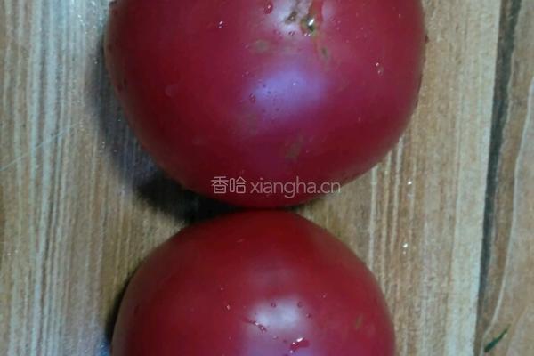 糖拌西红柿的做法图解1