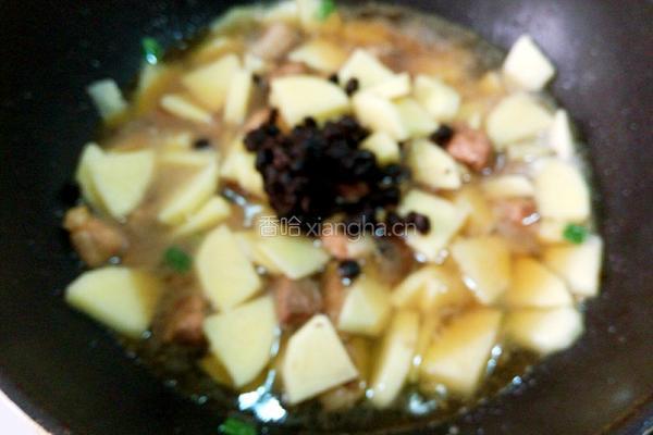  圣女果炖土豆的做法图解8