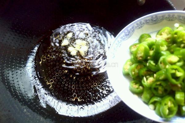 爆炒卷心菜的做法图解5