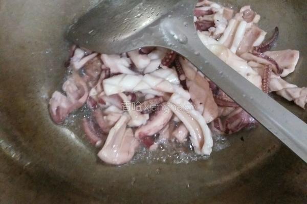 彩椒炒鱿鱼的做法图解4