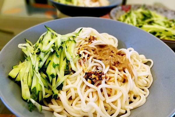 川味麻酱凉面（三人份）的做法图解7