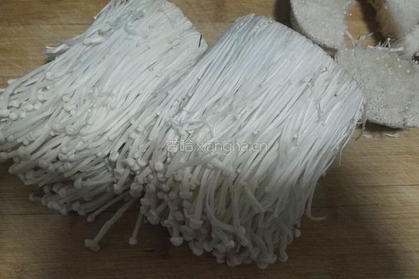 红油金针菇的做法图解1