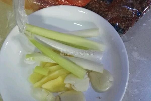 红油金针菇的做法图解3