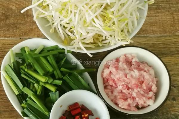 绿豆芽炒肉沫的做法图解3