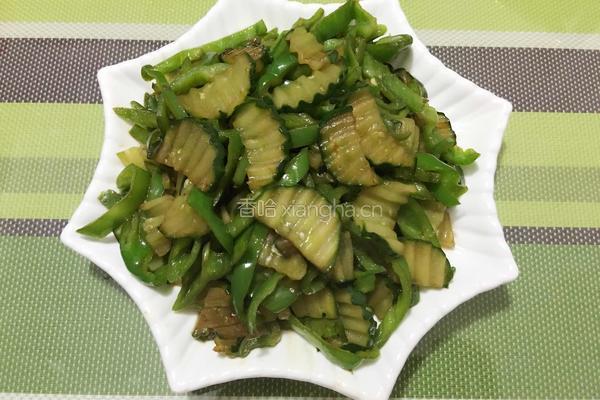 黄瓜炒青椒的做法图解4
