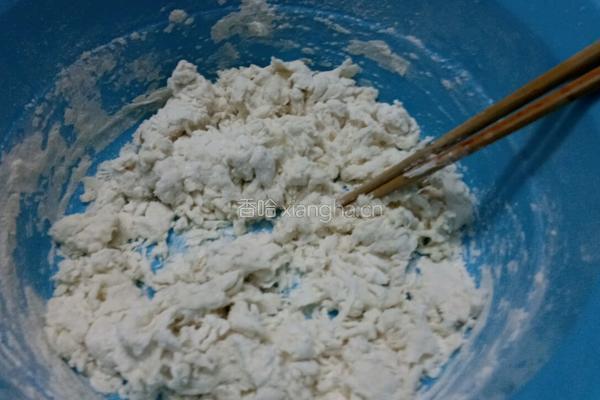圣女果拌面的做法图解1