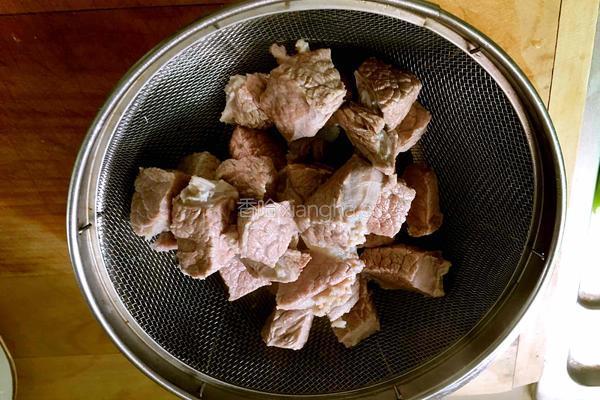 红萝卜炖牛肉的做法图解5
