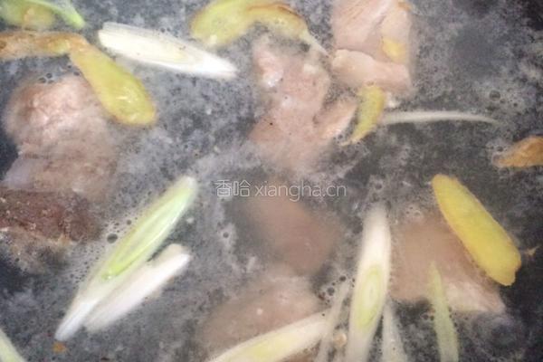格格牌排骨炖豆角的做法图解1